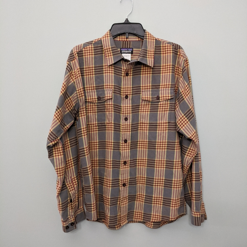 Patagonia Plaid Button Down Long Sleeve shirt M